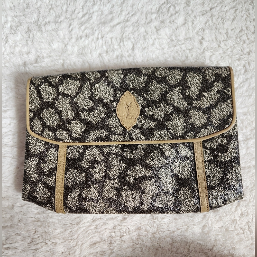 YSL Yves Saint Laurent Giraffe Print Leather Clutch Pouch